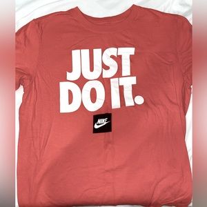 Nike t shirt